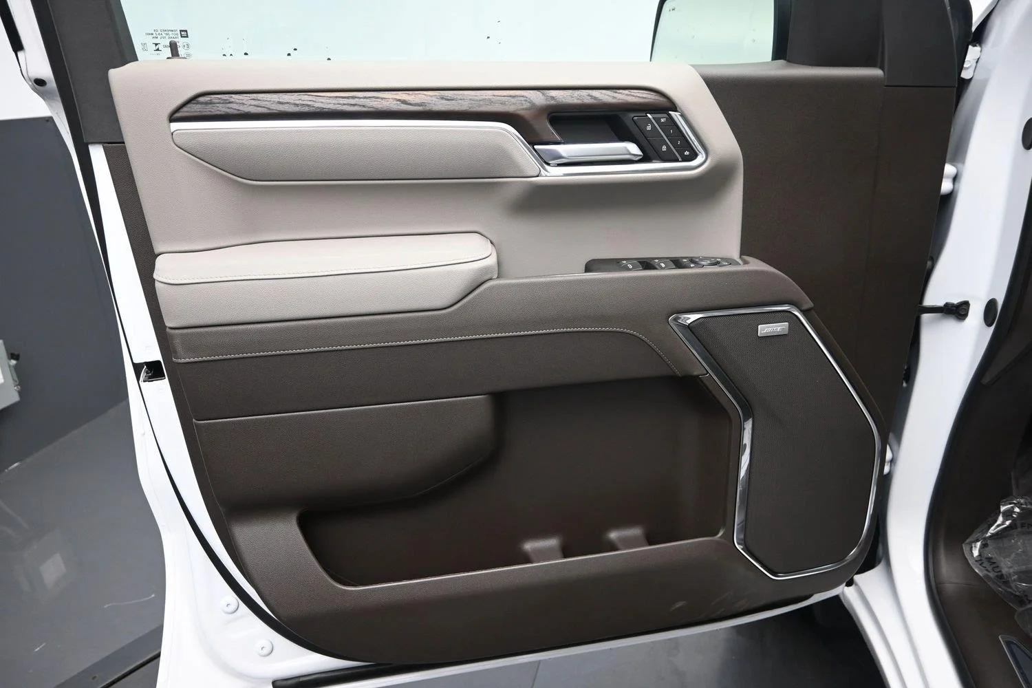 2026 GMC Sierra 1500 SLT - Photo 24