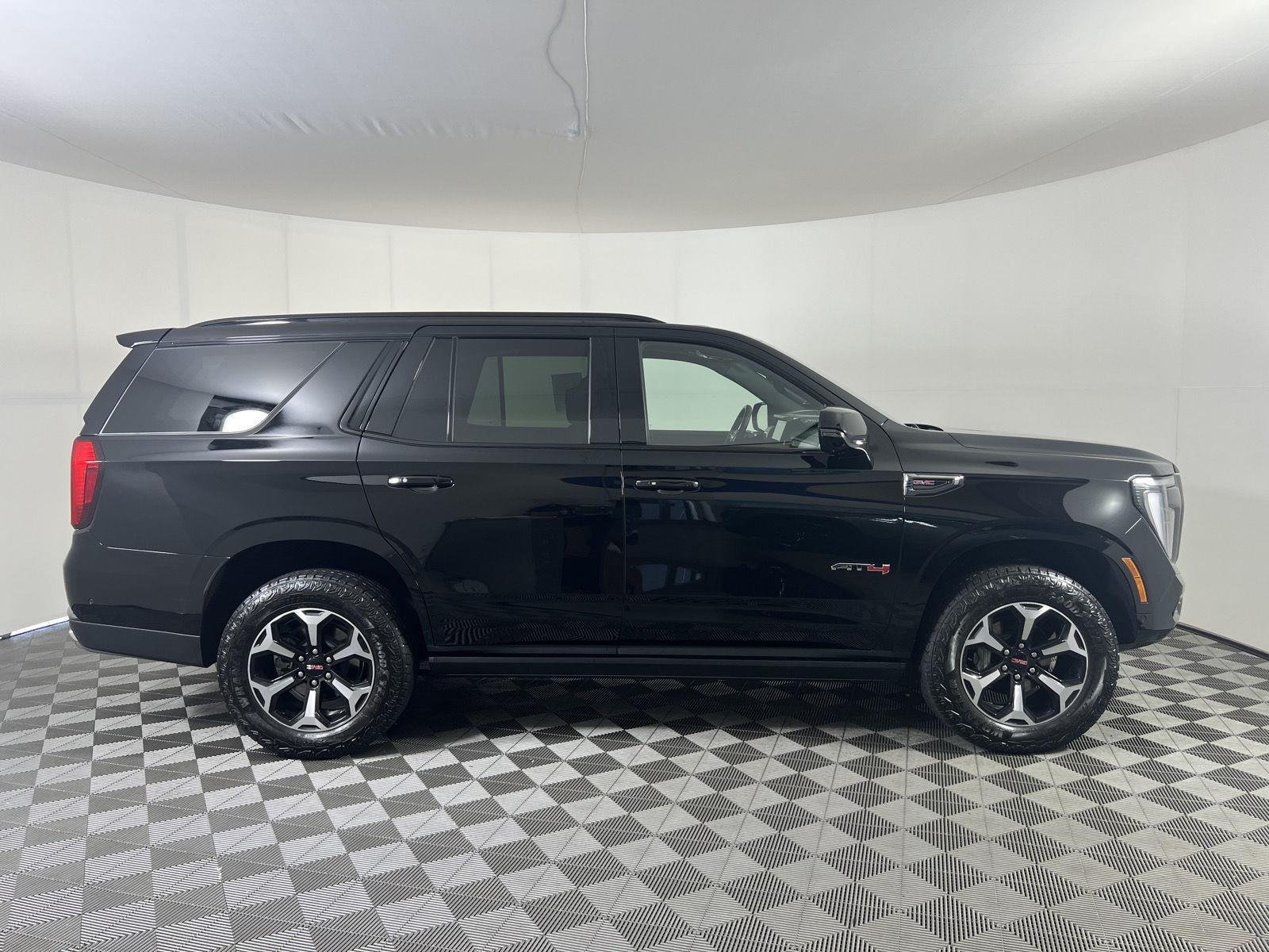 Used 2026 Onyx Black GMC AT4 image 34