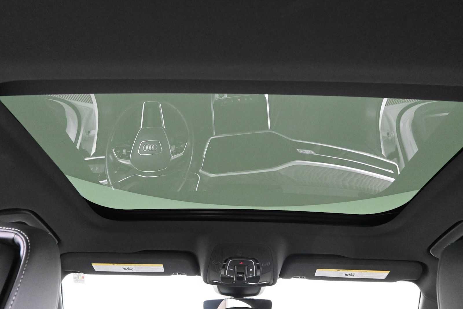 Used 2024  AUDI  image 4