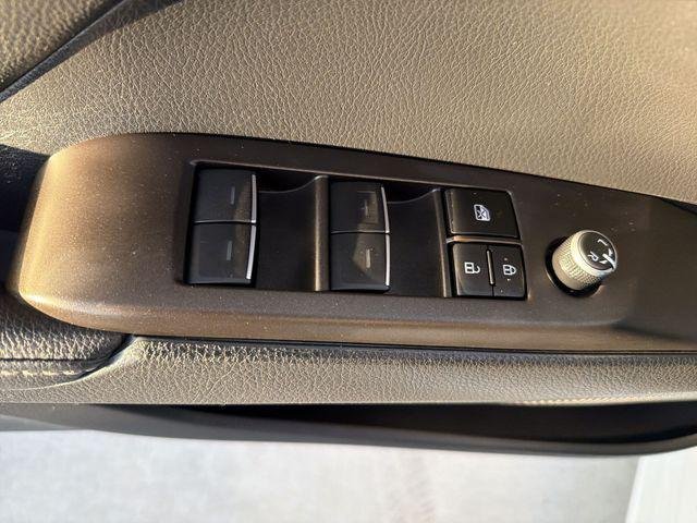 Certified Used 2023 MID BLK/WIND CHILL Toyota  image 10