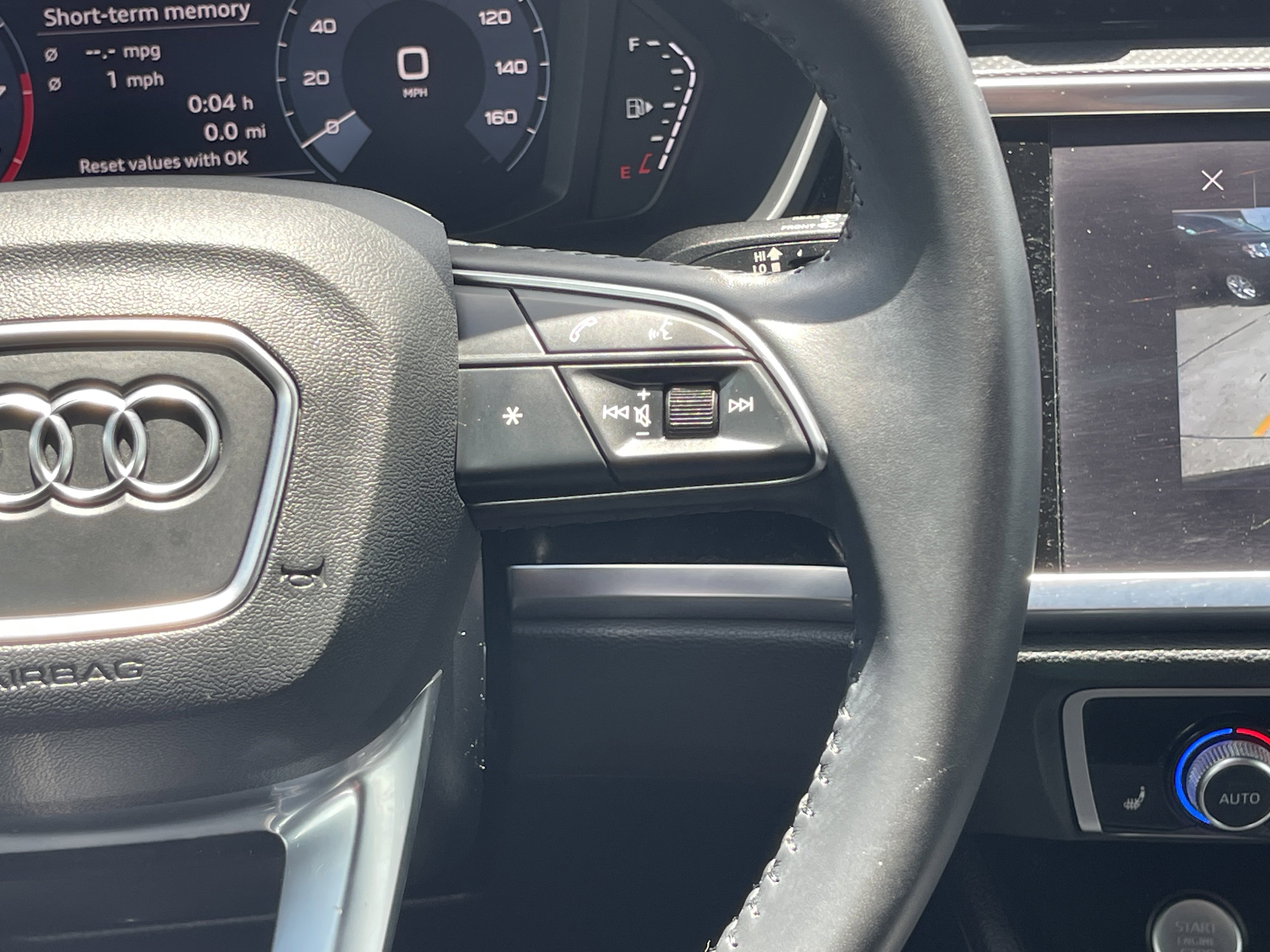 Used 2020 Mythos Black Metallic Audi S line Premium image 18