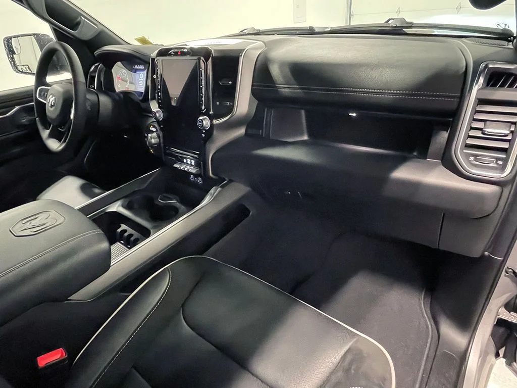 Used 2026 Silver Ram Laramie image 27