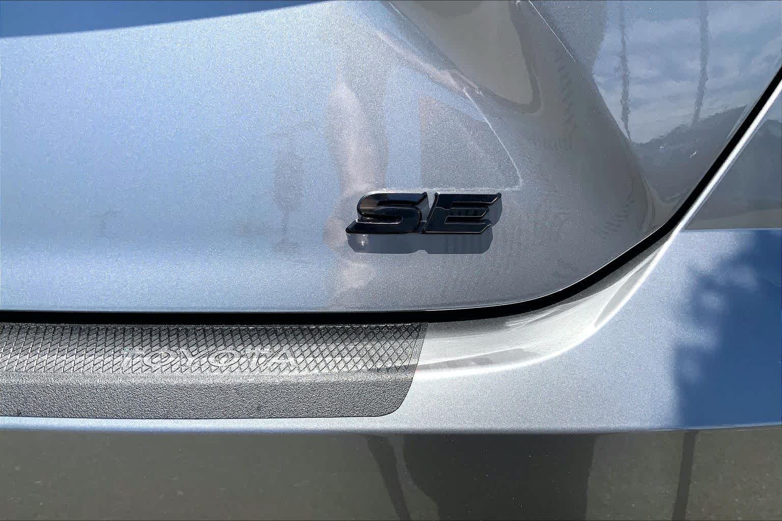 New 2026 Heavy Metal Toyota SE image 15