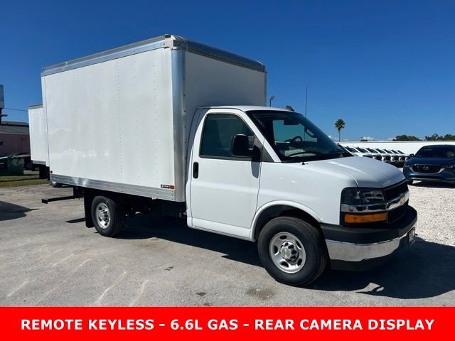 2025 Chevrolet Express Cutaway 3500 1WT