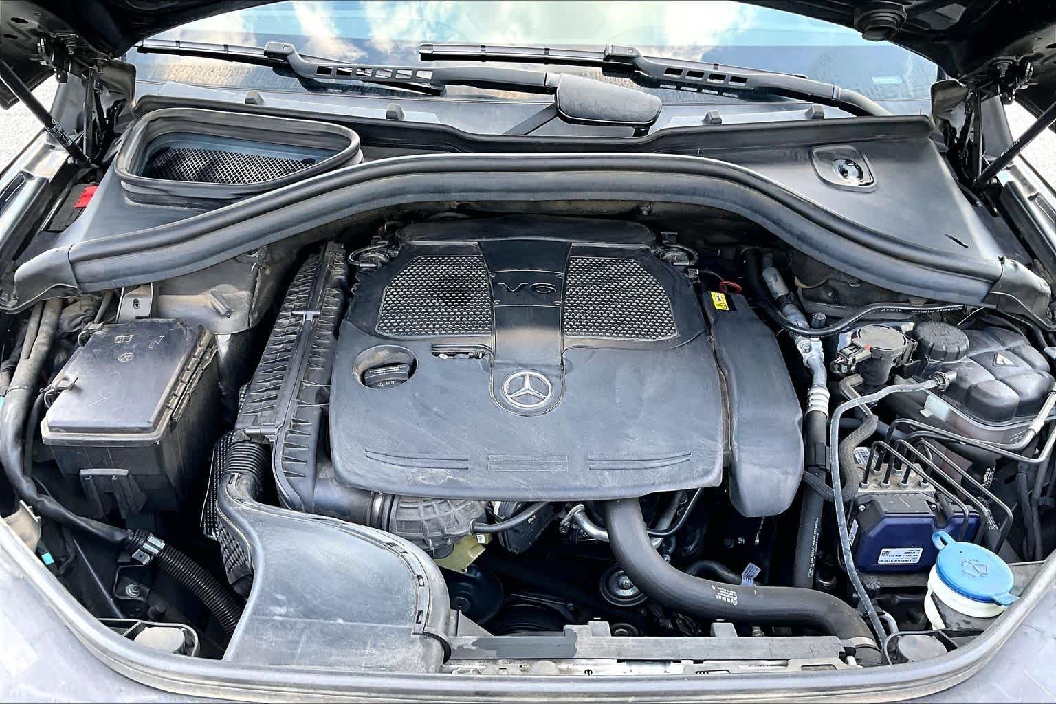 Used 2017 Black Mercedes-Benz GLE 350 image 33