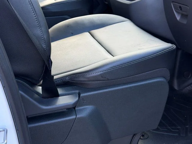 New 2026 Oxford White Ford Base image 5