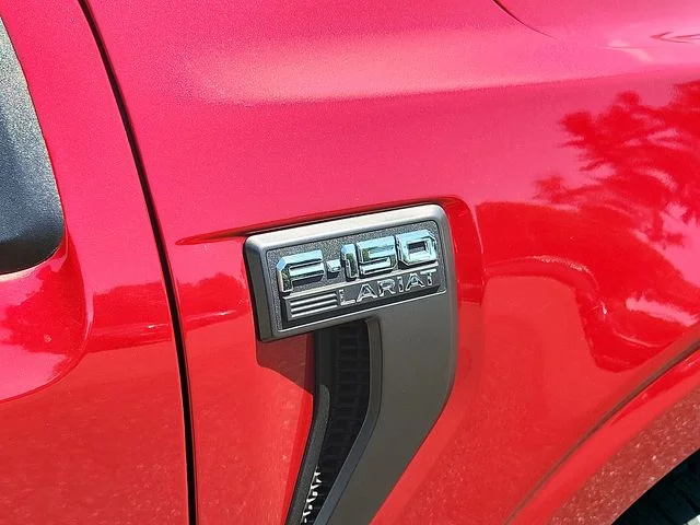 Certified Used 2023 Rapid Red Metallic Tinted Clearcoat Ford Lariat image 31