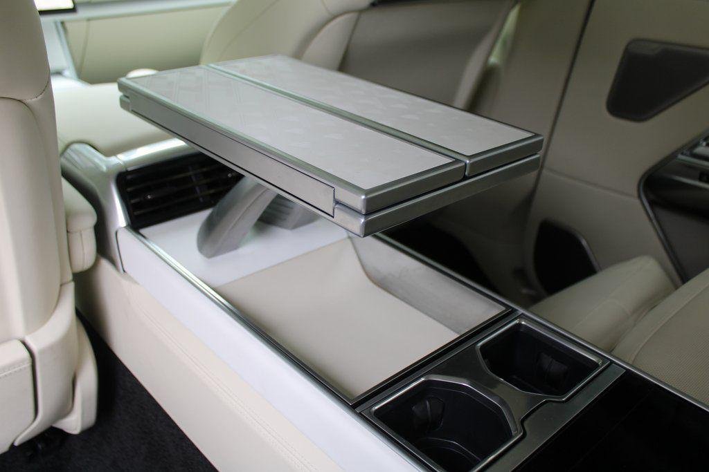 2024 Land Rover Range Rover SV - Photo 28
