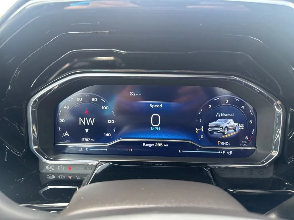 Used 2023 Glacier Blue Metallic Chevrolet LT image 32