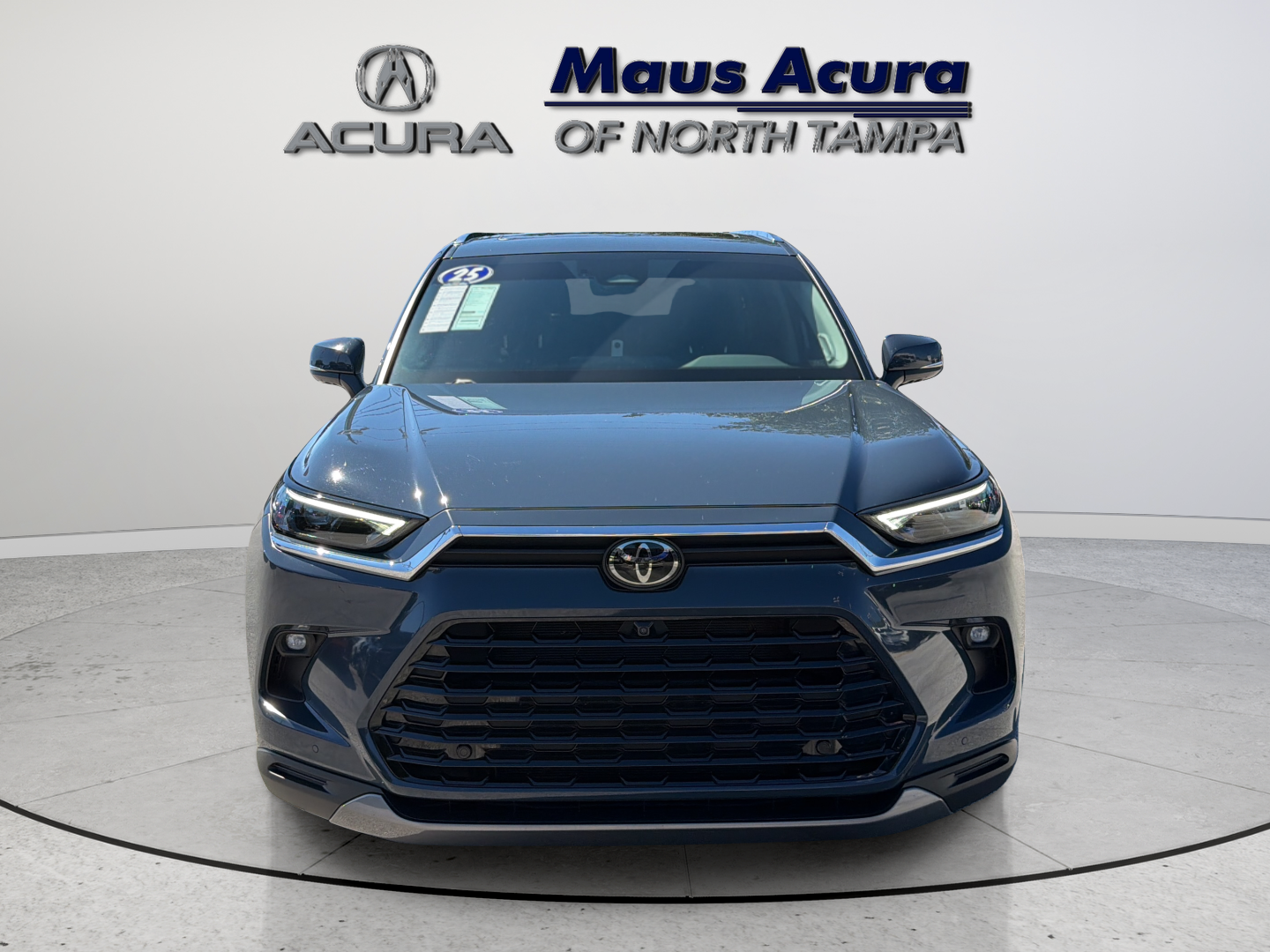 Used 2025 Cloud Toyota Limited image 3