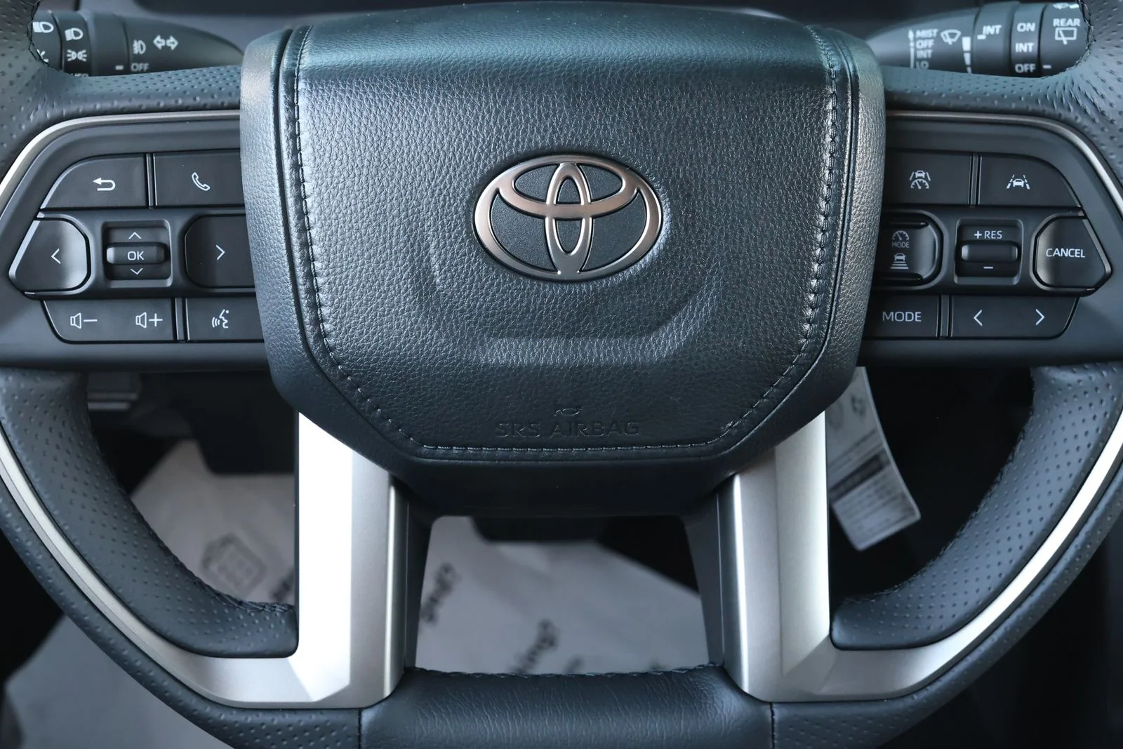 New 2026 Ice Cap Toyota SR5 image 14