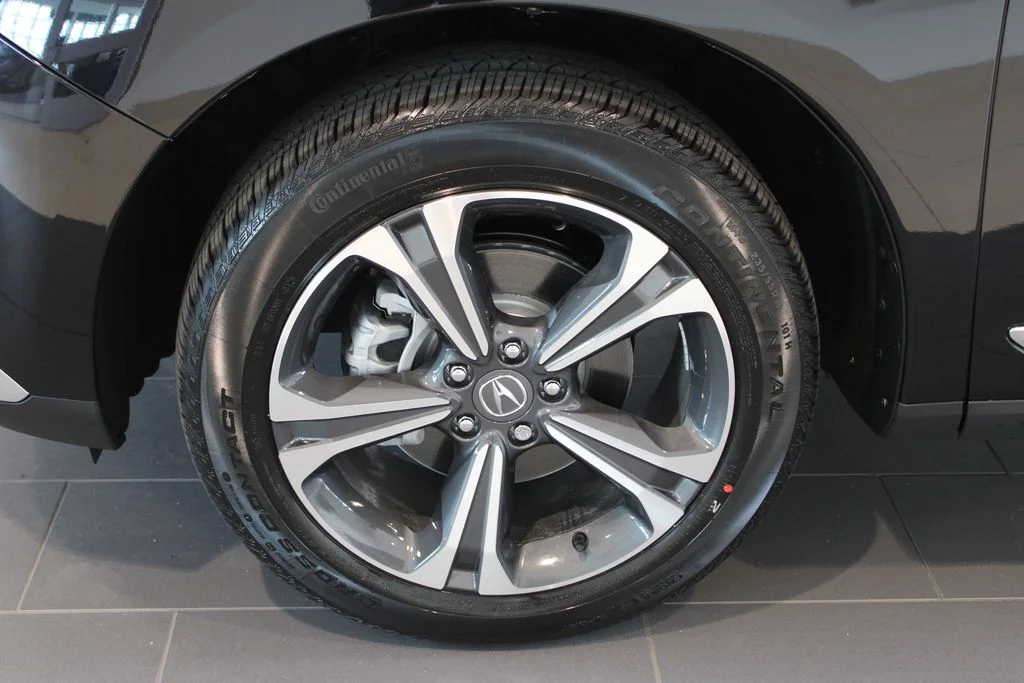 New 2026 Majestic Black Pearl Acura Technology Package image 27