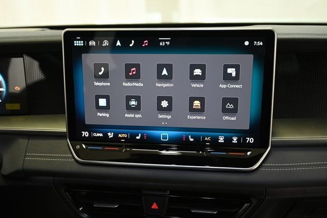 2025 Volkswagen Tiguan SE R-Line Black photo 4