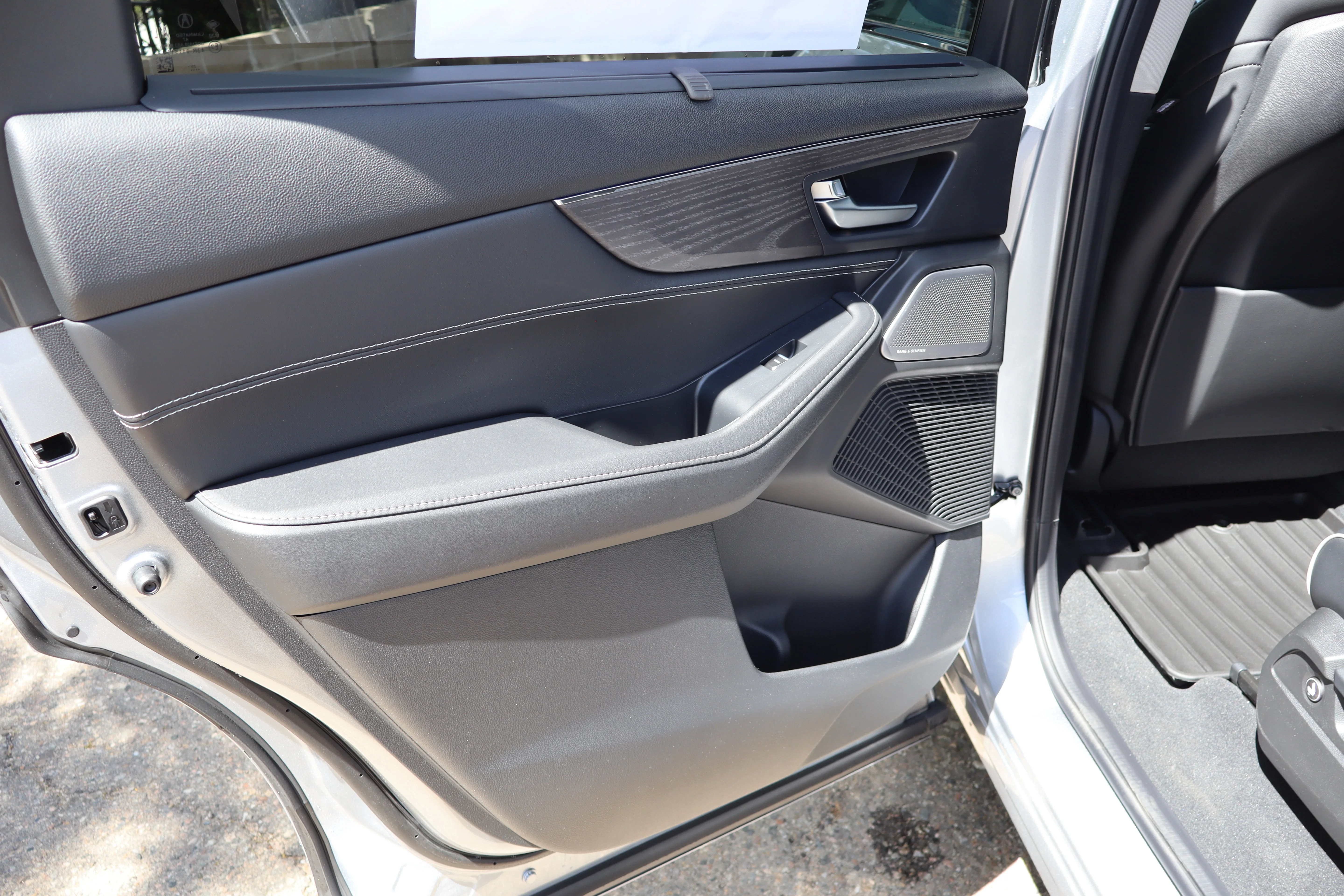 New 2026 Solar Silver Metallic Acura w/Advance Package image 26