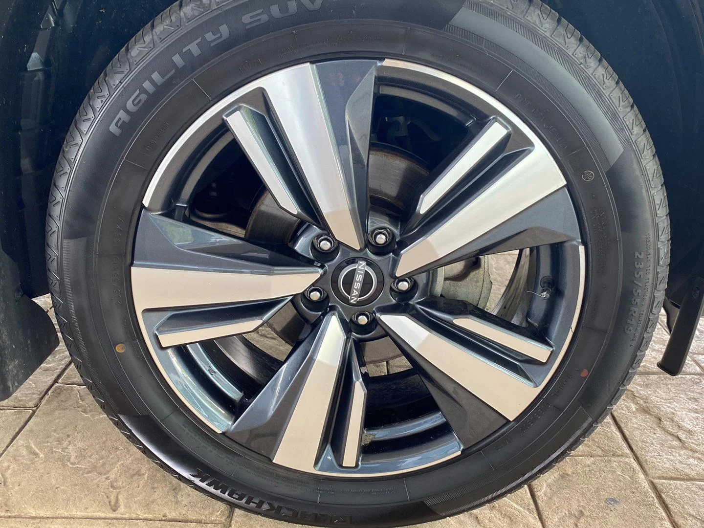 Used 2023 Boulder Gray Pearl Nissan Platinum image 13
