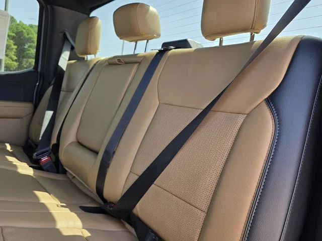 New 2026 Glacier Gray Metallic Tri-Coat Ford F-250® Lariat® image 17