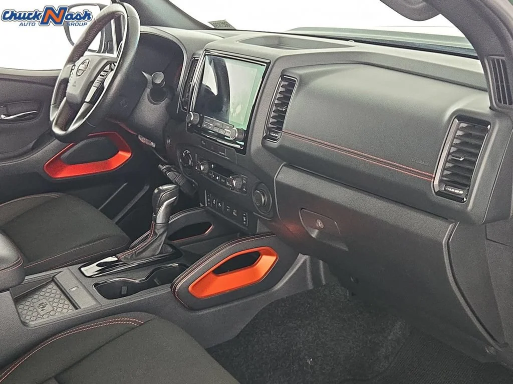 Used 2023 Green Nissan Crew Cab PRO-4X 4x4 image 33