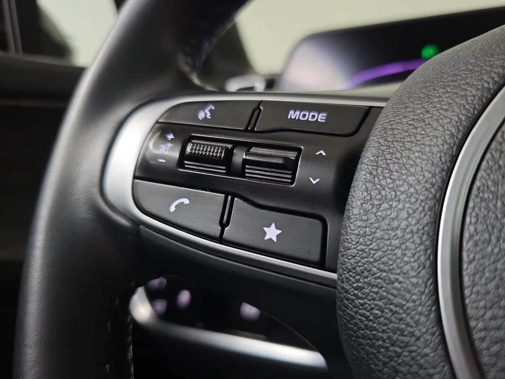 Used 2023 Gray Kia X-Line image 20