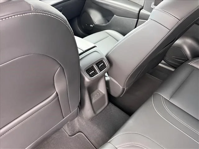 Used 2024 Purple Buick Preferred image 15