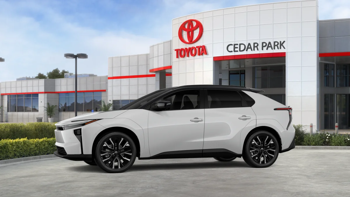 New 2026 Wind Chill Pearl with Midnight Black Metallic roof Toyota Limited image 57