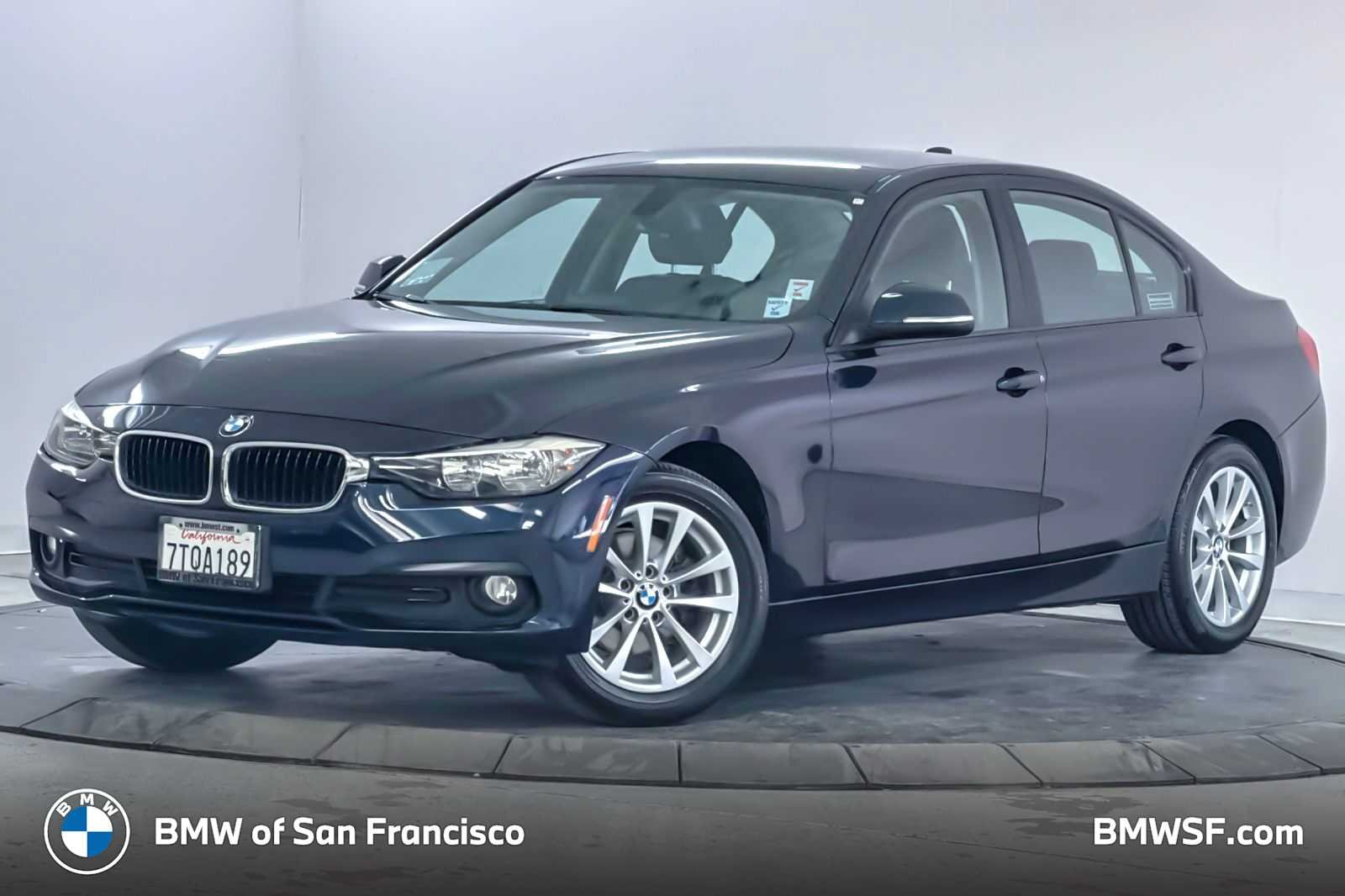 2016 BMW 3 Series 320i Sedan's photo