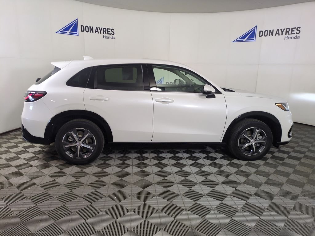 Used 2025 Platinum White Pearl Honda EX-L image 6