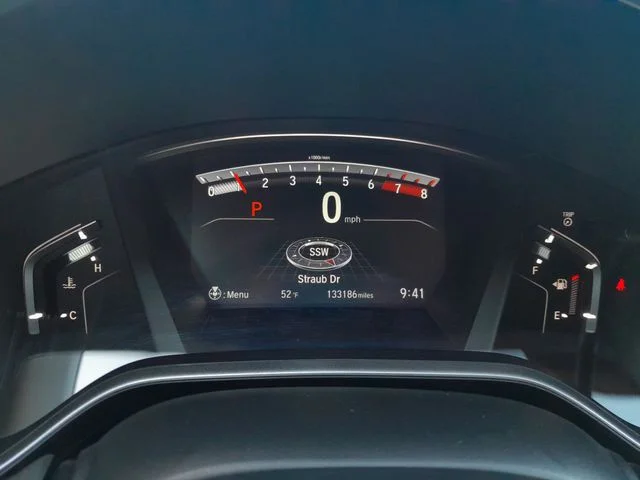 Used 2018  Honda Touring image 12