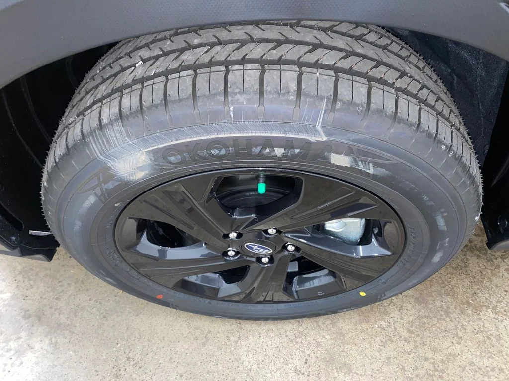 New 2026 MAGNETITE GRAY PEARL Subaru Base image 15