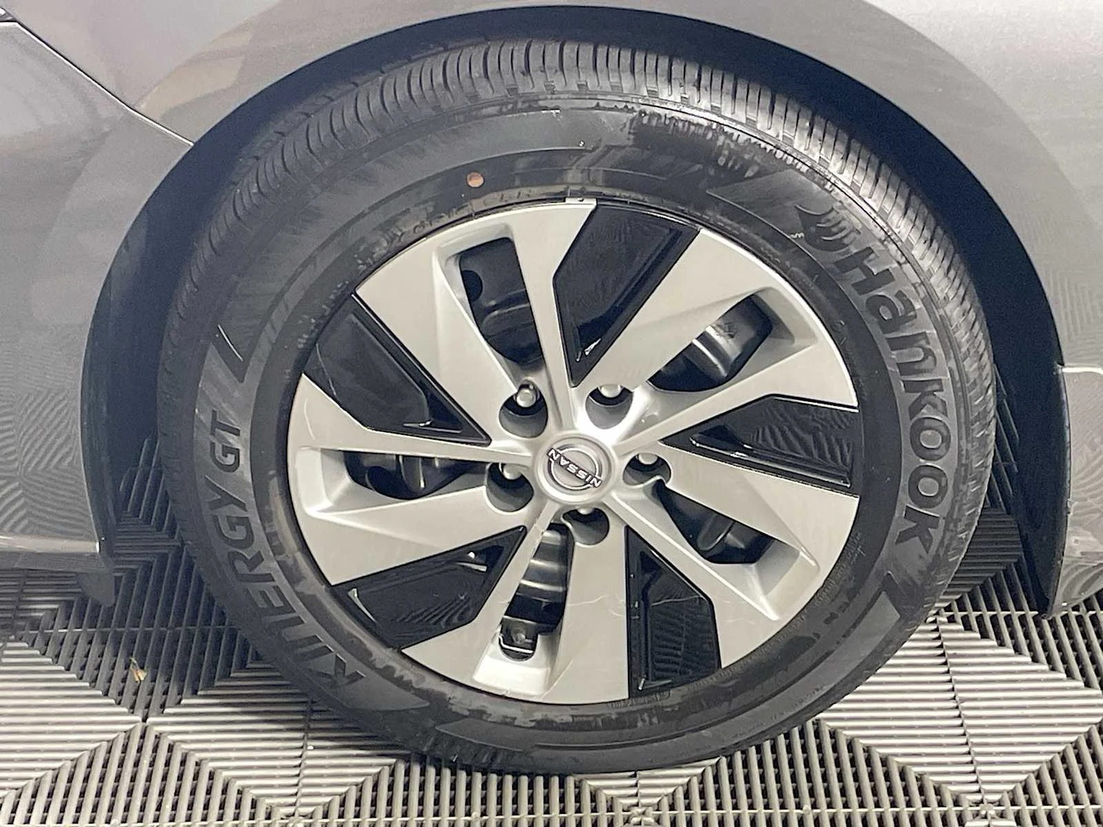 Certified Used 2023 Gun Metallic Nissan 2.5 S image 26