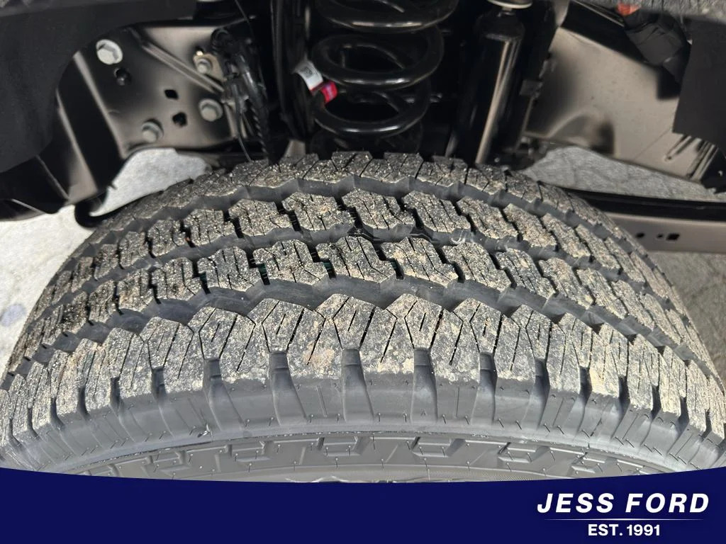 2026 Ford F-350 Super Duty XL - Photo 14