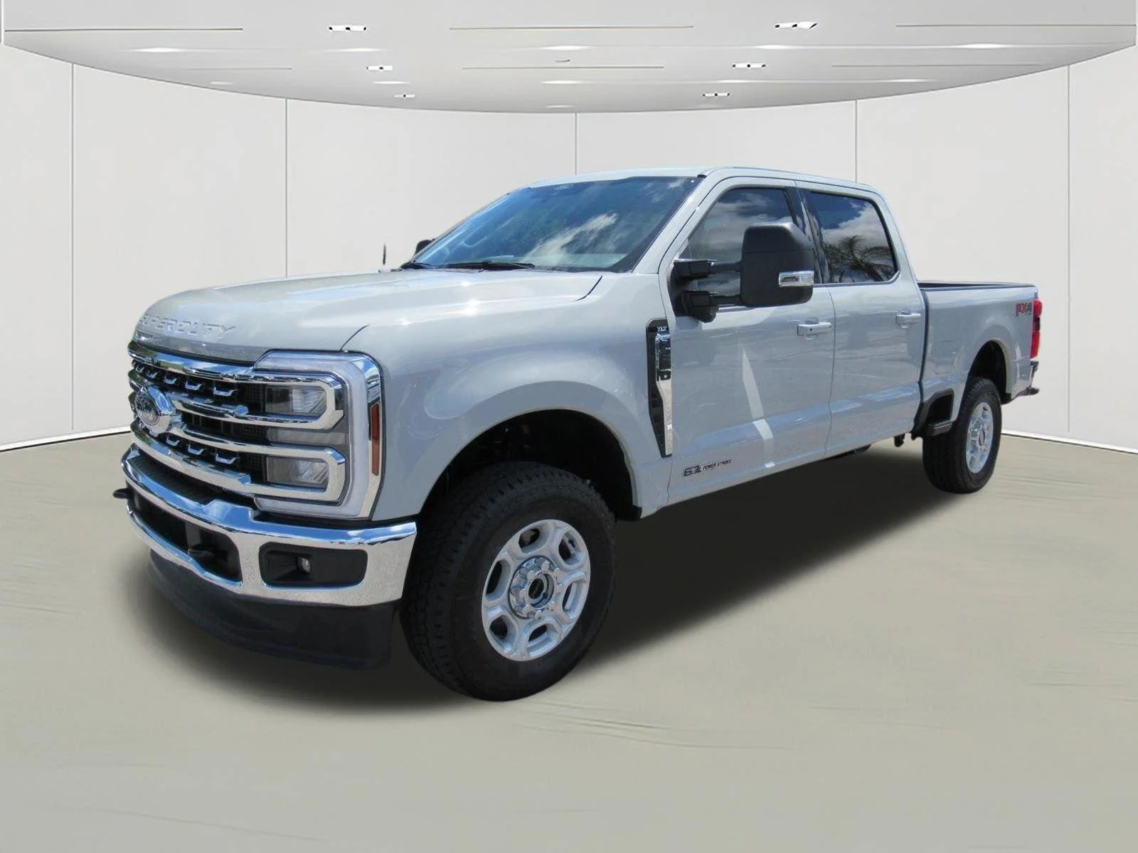 New 2026 Avalanche Ford F-250® XLT image 3
