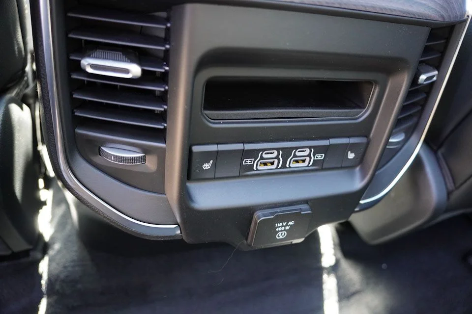 New 2026 Canyon Lake Exterior Paint RAM Laramie image 13
