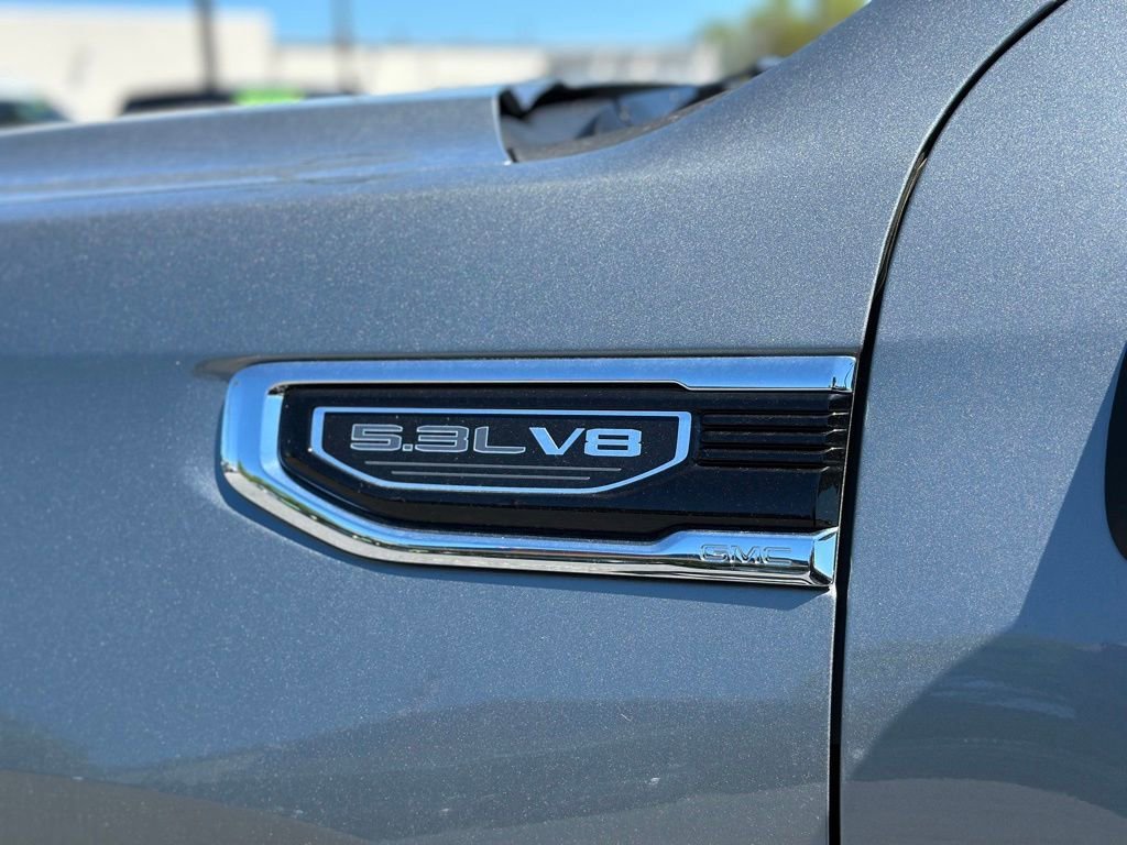 New 2026 Sterling Metallic GMC SLE image 33