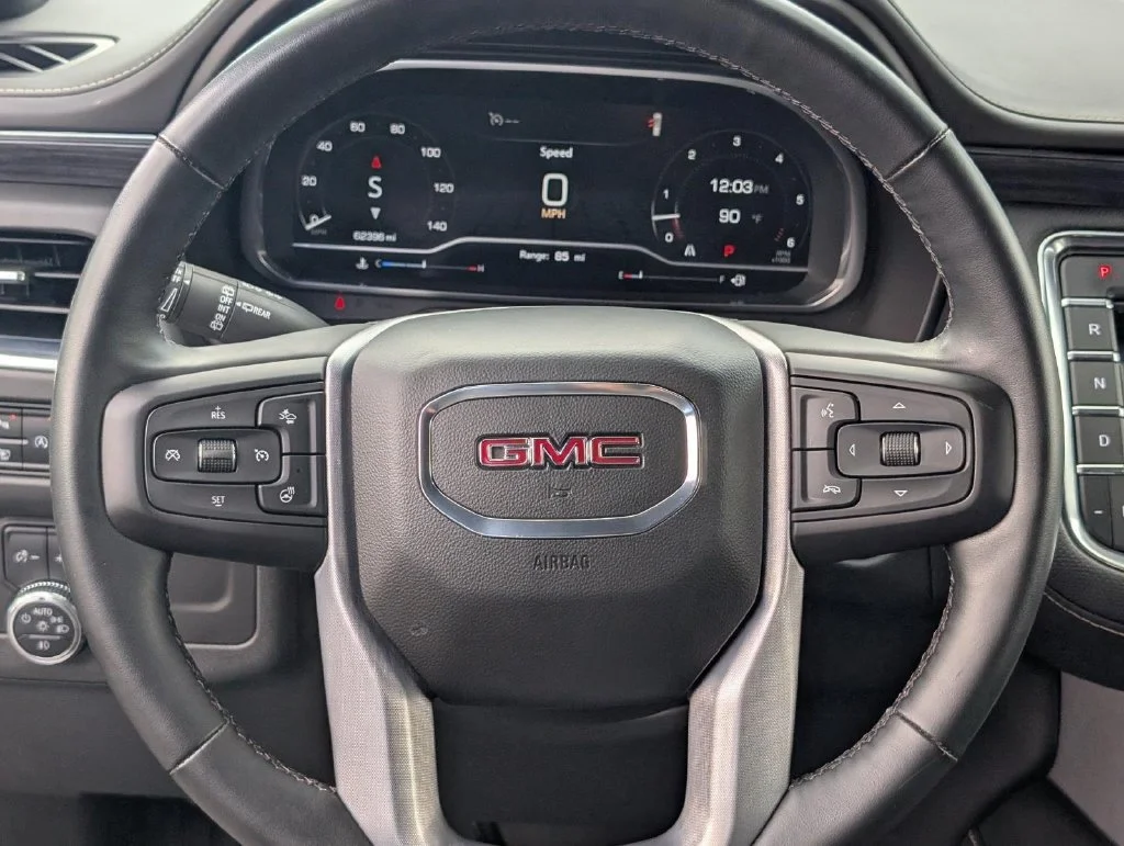 Used 2023 Onyx Black GMC SLT image 19