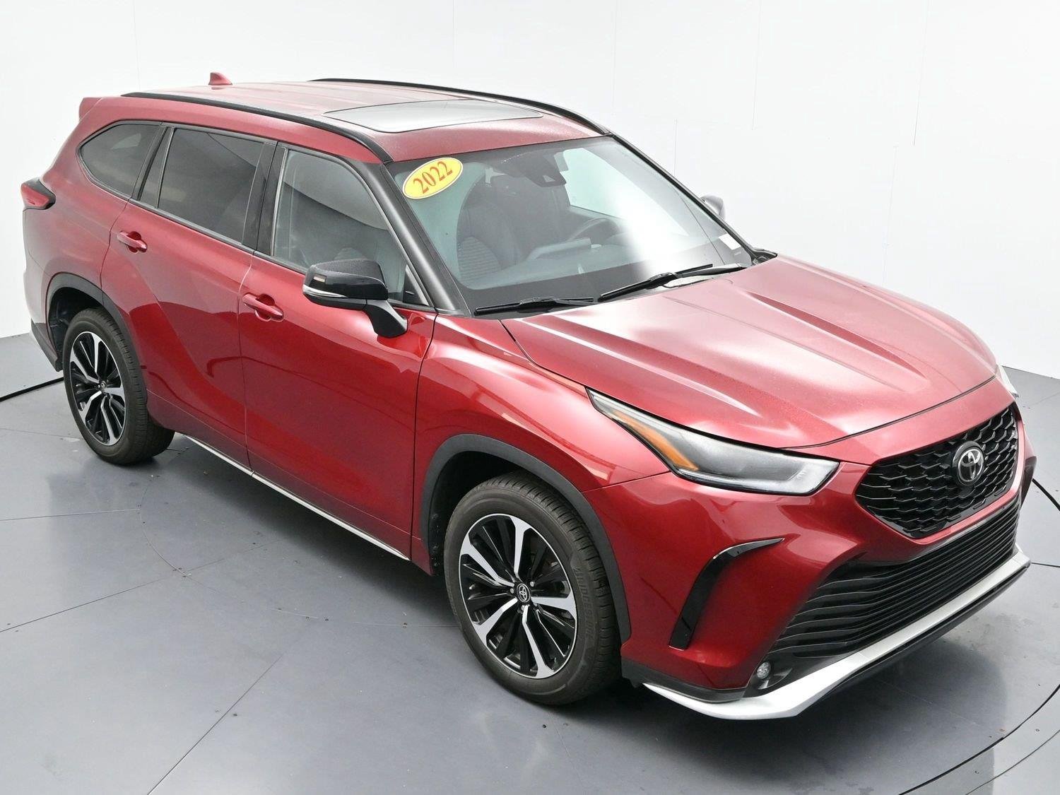 Used 2022 Ruby Flare Pearl Toyota XSE image 41