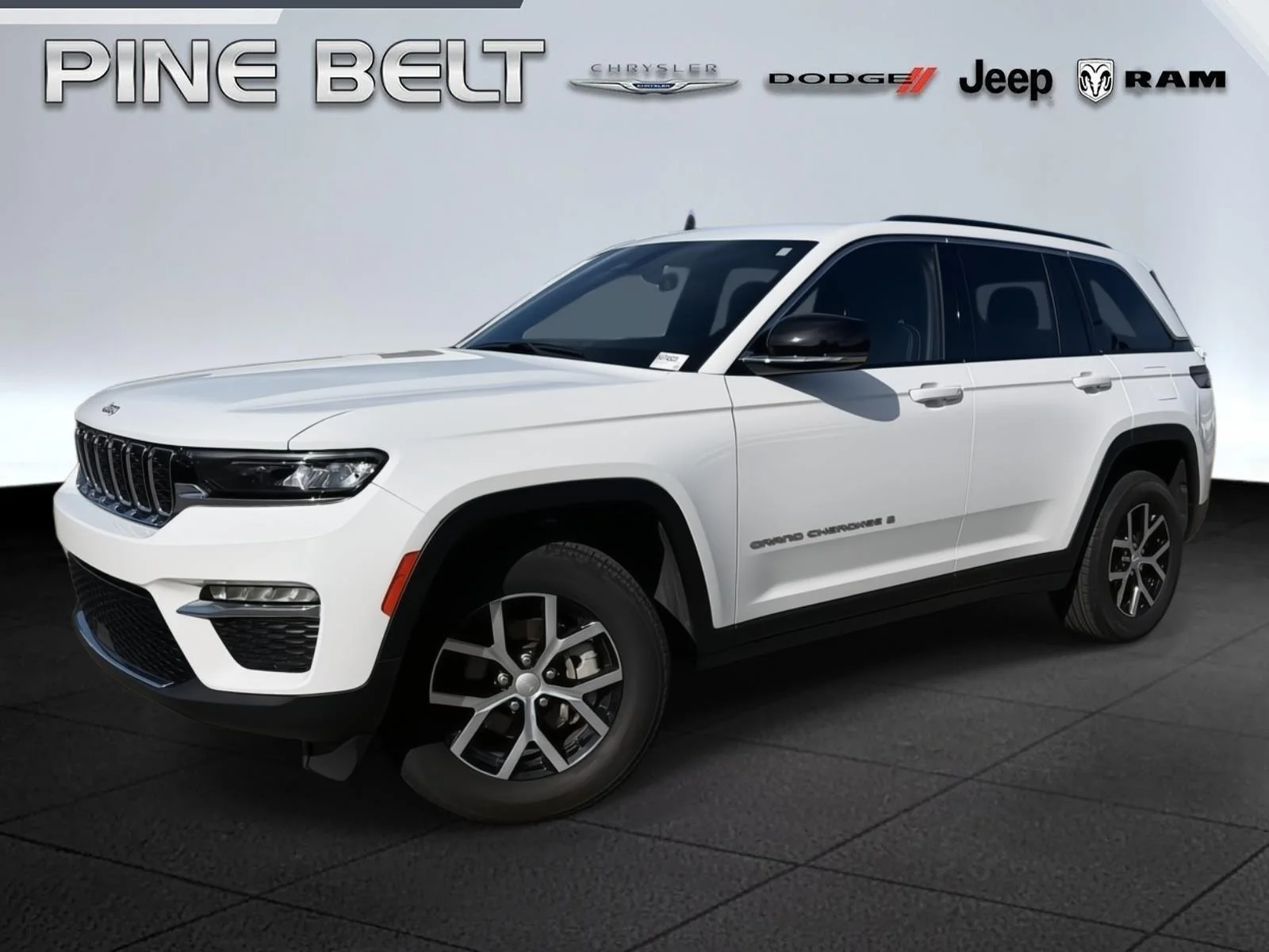 Used 2025 Bright White Clearcoat Jeep Limited image 1