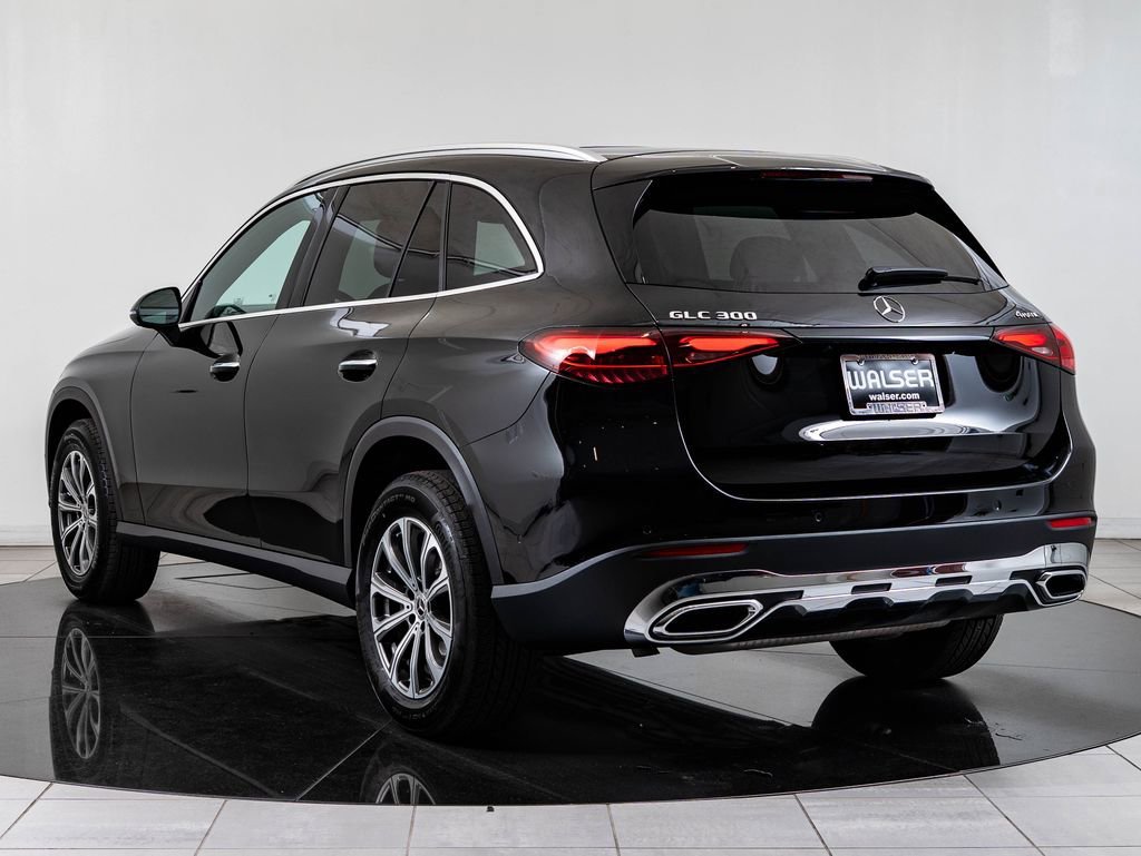 Certified Used 2025 Black Mercedes-Benz GLC 300 image 6