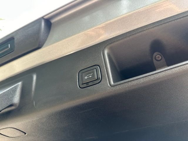 Used 2023 Sterling Metallic GMC SLT image 20