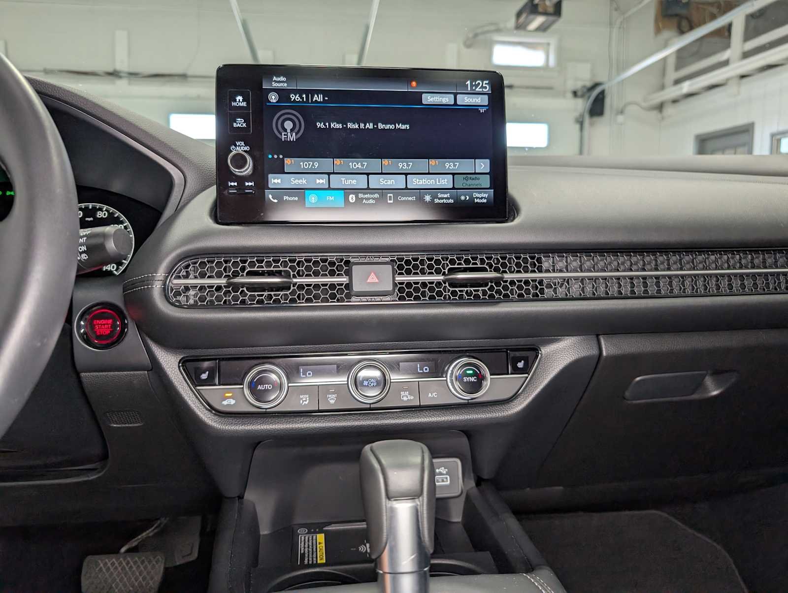 2024 Honda HR-V EX-L - Photo 30