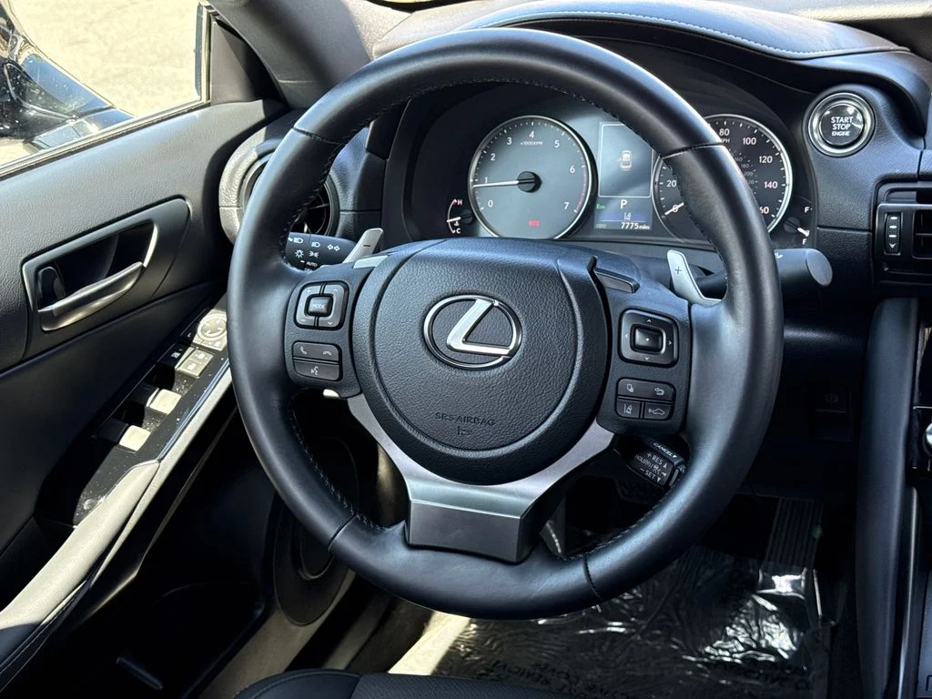 Used 2024 Black Lexus 300 image 18