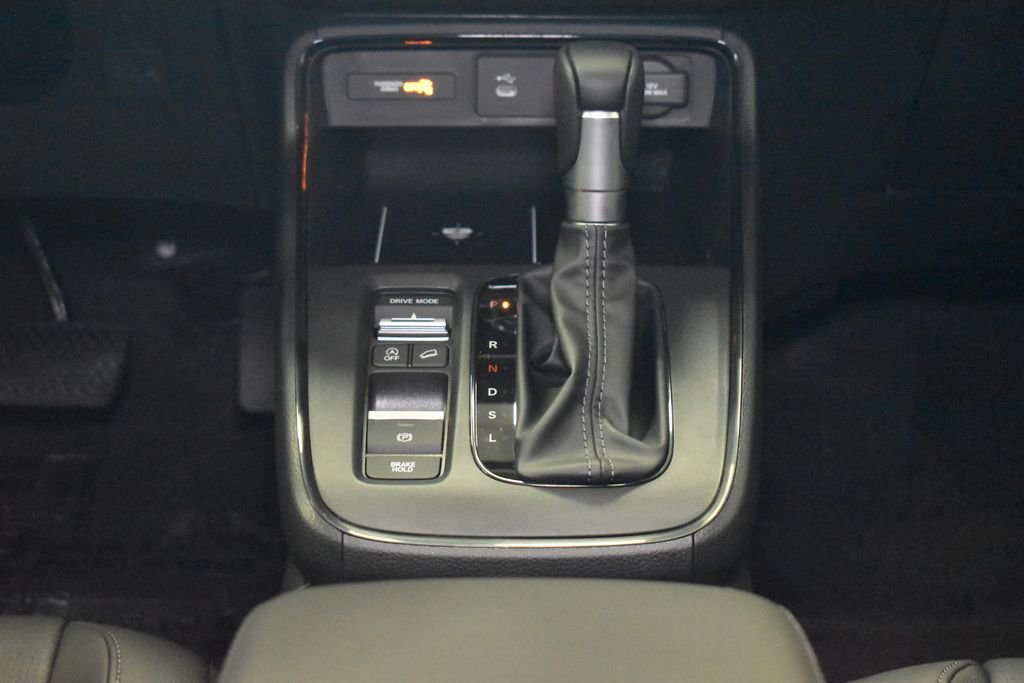 New 2026 Urban Gray Pearl Honda EX-L image 13