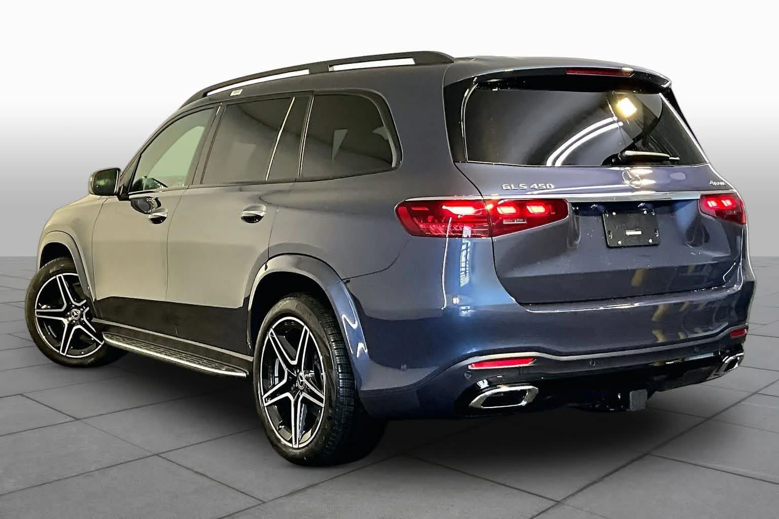 New 2026 Twilight Blue Metallic Mercedes-Benz GLS 450 image 3