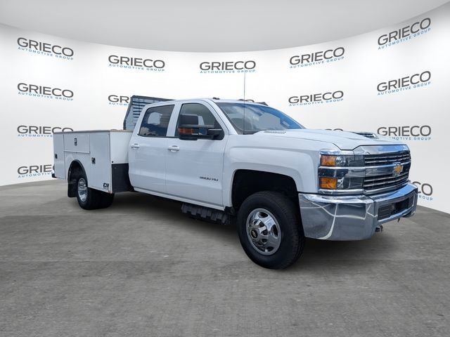 2018 Chevrolet Silverado 3500 Chassis Cab 1LT