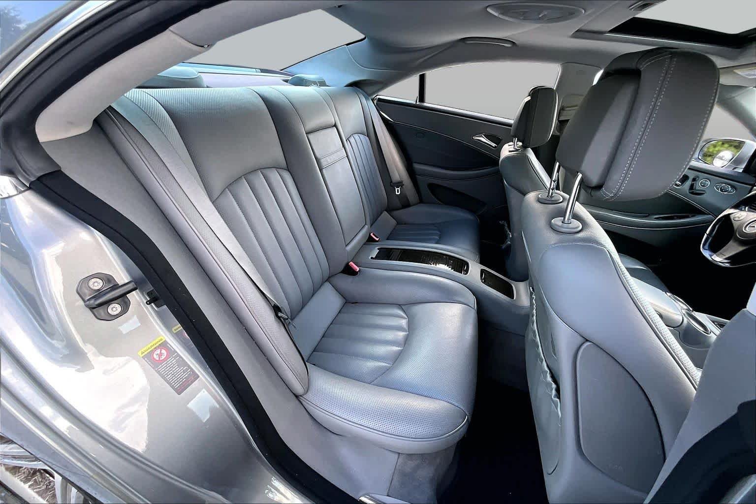 Used 2011 Flint Grey Metallic Mercedes-Benz CLS 550 image 18