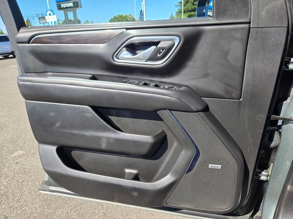 Used 2023 Green Chevrolet LT image 13