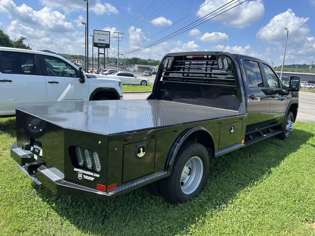 New 2026 Onyx Black GMC Pro image 4