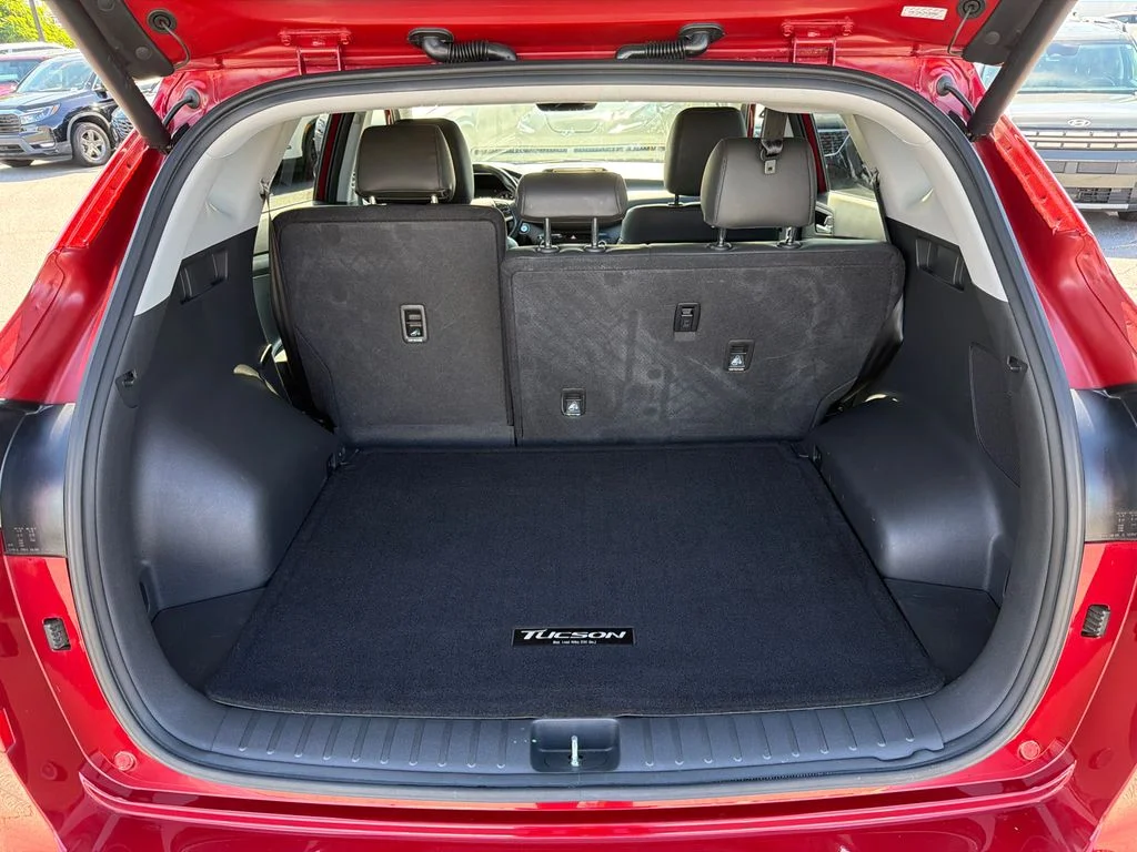 Used 2021 Red Hyundai Limited image 18