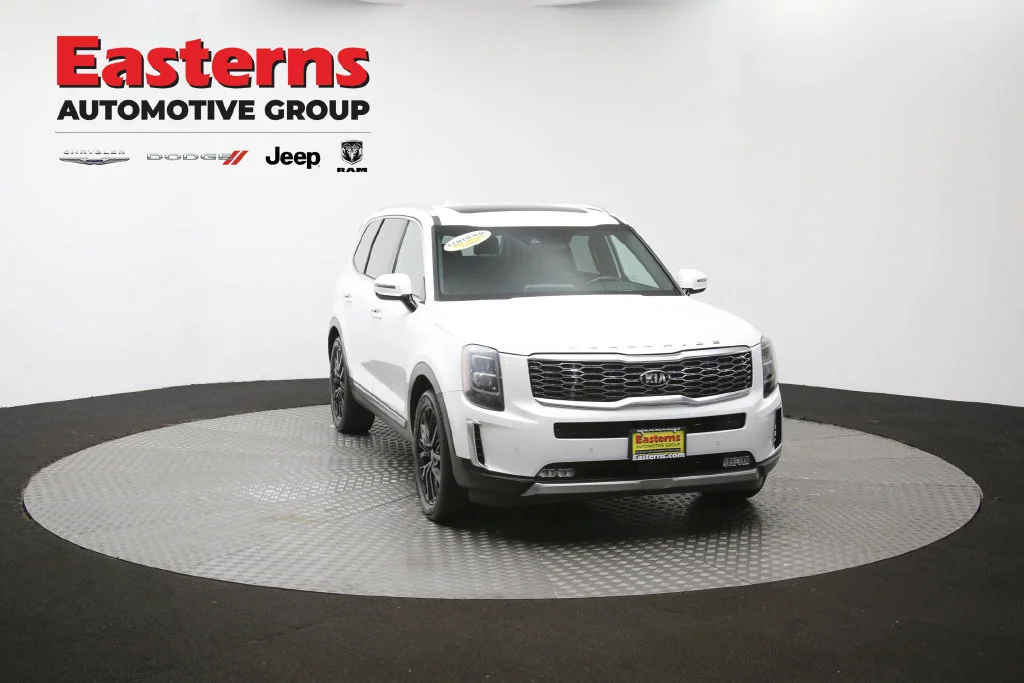 Used 2020 White Kia SX image 58