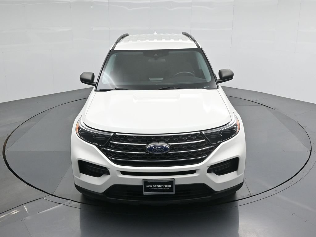 Certified Used 2023 White Ford XLT image 39