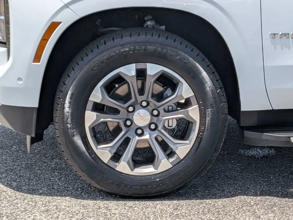 New 2026 Summit White Chevrolet LS image 11